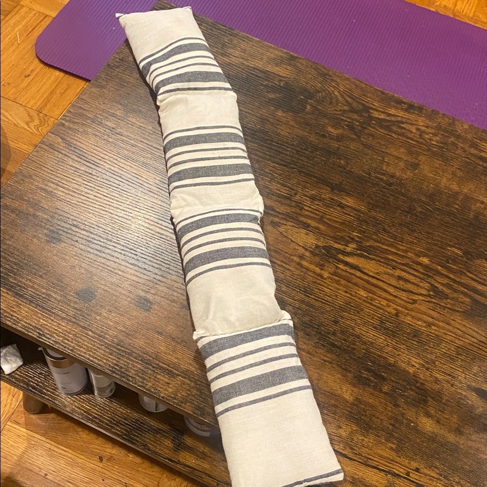Brand new Striped Cream and Black lavender neck wrap/pillow - Picture 3 of 3
